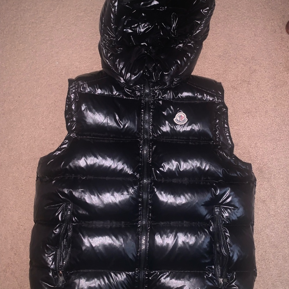 Moncler Sleeveless Vest LARGE MENS